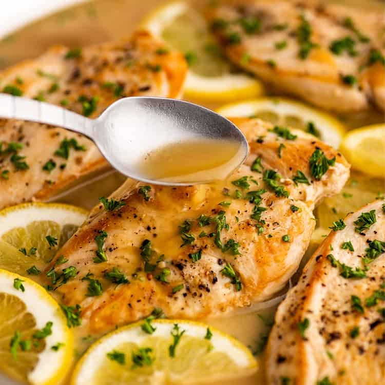 Crafting Your Perfect White Wine Lemon Butter Sauce Chicken Dish